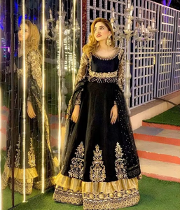 Robe longue tendance pour soirée, avec des applications élégantes pour soirée/mariage =2021 - Product Image 2