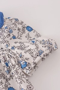 Conjunto elegante para niñas, conjunto de pantalones con volantes acampanados con estampado Floral Vintage azul con Top de manga larga a juego con estilo para niños - Product Image 5