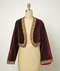 2023 nueva hermosa chaqueta de terciopelo bordado Zari decente con cristal Beadssstone y Dabka trabajo hecho de vestido de seda - Product Image 1