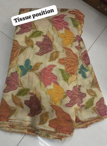 Tissu crêpe Potion imprimé, doux et fluide, finition de qualité, largeur 44, rehaussez votre garde-robe avec notre tissu crêpe Potion imprimé. - Product Image 2