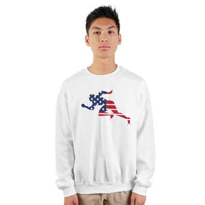 Sudadera Gildan Heavy Crewneck con forro polar de peso medio y estampado de hombre corriendo con bandera, método de serigrafía - Product Image 1