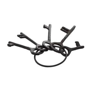 Exquisita escultura de mesa de llaves de Metal Vintage, centro de mesa artístico hecho a mano, acento decorativo audaz para hogares - Product Image 1