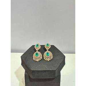 Boucles d'oreilles Chandbali en moissanite élégantes et étincelantes - Product Image 1