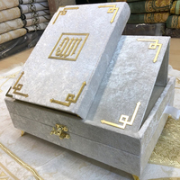 Cadeaux musulmans en gros 2022 Livre du Coran Conception personnalisée Coran sacré avec LED pour mariage Cadeau islamique