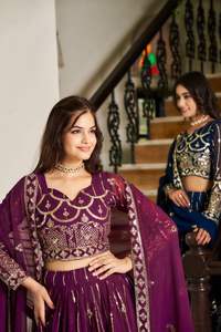 Lehenga choli ผ้าจอร์เจียสำหรับผู้หญิงชุดประจำชาติกึ่งเย็บสำหรับเทศกาลและโอกาสพิเศษ - Product Image 5