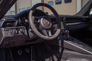 Offre exceptionnelle : Porsche 911 GT3 d'occasion - Prêt à être expédié - Product Image 2