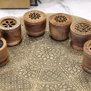 Bela Artisan Ensemble de brûleurs et de plateaux Bakhoor minimalistes modernes Commandes en gros pour les boutiques de détail et de cadeaux en bois - Product Image 1