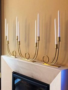 Soporte cónico de metal clásico hecho a mano para decoración de eventos, perfecto para fiestas, festivales y configuración de celebración elegante - Product Image 2