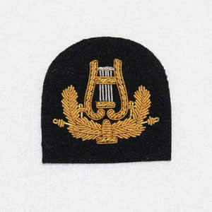 Insignias Bordadas Personalizadas con Hilo Metálico, Hechas a Mano con Logotipo Personalizado para Accesorios de Uniformes, Vestidos de Desfile y Chaquetas Oficiales - Product Image 5