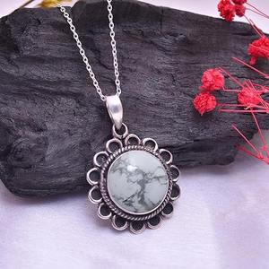 Colgante de Howlite hecho a mano al por mayor, colgante de joyería fina de piedras preciosas de Plata de Ley 925 con sello de joyería de plata 925 - Product Image 3