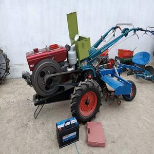 Mini tracteur à main 15hp-22hp Livraison rapide pour un usage agricole Mini motoculteur diesel avec composants de moteur de pompe à noyau - Product Image 3