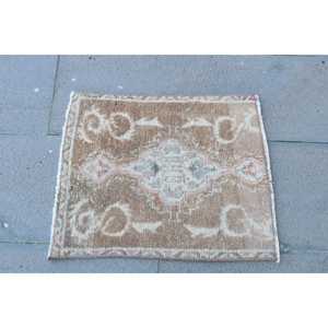 3.2x1.8 ft Vintage Rug, <b>Brown</b> Animal Print Turkish <b>Wool</b> Rug - Product Image 4