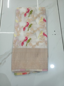 Sari de nailon ligero de moda, cómodo y elegante para fiestas y Diwali, fácil de usar y drapeado para todas las ocasiones - Product Image 3