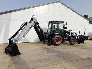 Chargeuse-pelleteuse télescopique d'occasion HexL 420x 4x4 avec moteur Yanmar, pompe hydraulique KYB, 102 CV, boîte de vitesses haute efficacité - Product Image 4