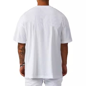 Camiseta lisa de tela de malla personalizada para hombre, camiseta interior de malla con hombros caídos y cuello redondo de poliéster 100% sin costuras, camiseta para gimnasio para hombre - Product Image 2