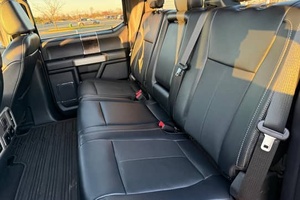 พร้อมจัดส่ง RHD/LHD รถฟอร์ด F-250 ซูเปอร์ดิวตี้ ลาริเอท เทรมเมอร์ ปี 2022 ขับเคลื่อน 4 ล้อ เครื่องยนต์ V8 7.3 ลิตร - Product Image 6