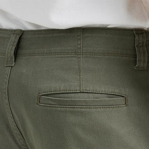 สไตล์ใหม่ผู้ชายสบายๆผ้าฝ้ายกางเกงขาสั้นครึ่งกางเกงที่กําหนดเอง 3D กระเป๋า Breathable Overalls กลางเอวขนาดกลาง - Product Image 5