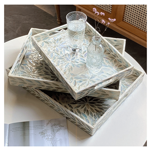 Plats et assiettes en nacre, vaisselle artisanale en coquille de nacre pour le service de restaurant et la décoration de table, Vietnam - Product Image 5