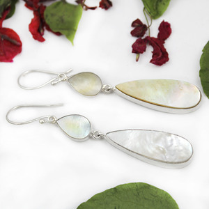 Pendientes colgantes de nácar blanco de moda bohemios modernos, joyería de latón al por mayor chapada en plata 925 para mujer - Product Image 2