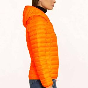 Chaqueta Cortavientos con Capucha y Cremallera para Mujer, Logotipo Personalizado, Tejida, Transpirable, Acolchada, de Forro Polar, Precio de Fábrica al por Mayor - Product Image 2