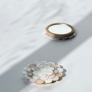 Miroir à main de table en bois écologique incrusté de nacre de style moderne élégant personnalisé pour la vanité traditionnelle - Product Image 3