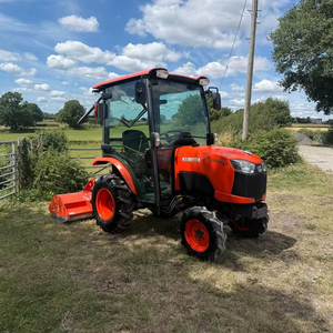 Tractor Compacto Kubota B2350 de 23 HP con Tracción en las 4 Ruedas, Motor Mateng EF125 y Motor Japonés de 17150 W de Potencia, 650 kg, para Uso en Construcción - Product Image 1
