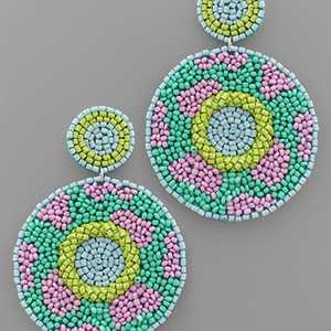 Ensemble de boucles d'oreilles style européen et américain classique en perles de style occidental finition bohème dorée vente en gros pour les mariages occasions spéciales - Product Image 1