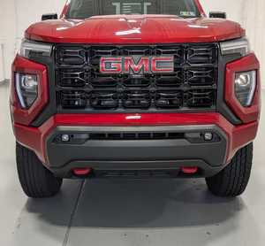 รถกระบะแคนยอน 2WD รุ่น Elevation RWD ปี 2024 แบบมีห้องโดยสารคู่ ไฟหน้า LED สีแดง เครื่องยนต์เทอร์โบ ยาง R20 เบาะหนัง - Product Image 1