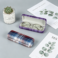 Étui à lunettes rigide personnalisé à motif écossais, boîte de protection de luxe en tissu pour opticien, étui portable pour lunettes de soleil et de vue