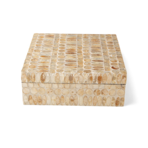 Boîte de rangement pour bijoux en nacre faite à la main, élégante incrustation de coquillages, accent décoratif pour la maison - Product Image 1