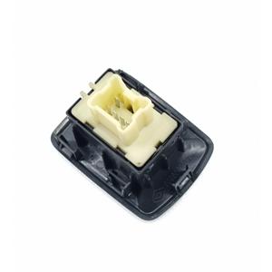 แผงปุ่มด้านหน้าขวาเรโนลต์ ทราฟิค ซีรีส์ R9M 452 (14>) - Product Image 3
