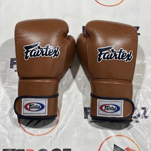 ถุงมือฝึกซ้อมคิกบ็อกซิ่ง MMA ยี่ห้อ Fairtex รุ่นสั่งทำพิเศษ ขายดี ปิดแบบตีนตุ๊กแก ปิดนิ้วเต็มรูปแบบ สินค้าออกกำลังกายยอดนิยม - Product Image 5