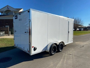Remorque de transport fermée 2026 E-Z Hauler EZEC7X16XLT-P 2001-3000kg PL - Product Image 2