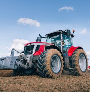 รถแทรกเตอร์ Massey Ferguson 185 ขับเคลื่อน 4 ล้อ กำลัง 70 แรงม้า พร้อมปั๊มเครื่องยนต์ เกียร์ขับเคลื่อน ประสิทธิภาพสูง ขายส่ง - Product Image 6