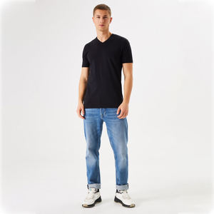 Camiseta Personalizada para Hombre, Corte Cuadrado, Tejido Grueso, 100% Algodón, Cuello en V, Protección Solar y Suavidad - Product Image 1