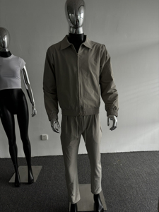 Ensemble coupe-vent personnalisé pour hommes, survêtement en polyamide, veste de sport, survêtement coupe-vent zippé pour hommes - Product Image 2