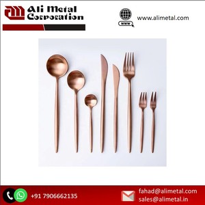 Gran oferta de utensilios de oficina de acero inoxidable y juego de cubiertos de viaje portátil de paja de Metal con estuche bolsa de espejo negro arcoíris - Product Image 5