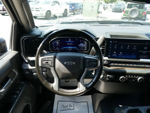 Usado 2024 Chevrolet Silverado 3500HD LT Crew Cab 4WD - Product Image 5