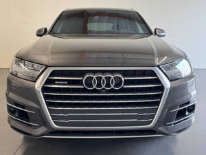 Utilisé 2018 A-ud-i Q-7 3.0T LHD - Product Image 3