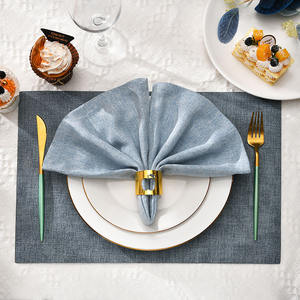Les anneaux de serviette en métal élégants ajoutent de la durabilité et un charme moderne, améliorant les décorations de table avec des finitions polies, un design intemporel. - Product Image 4