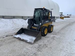 Minicargadora de orugas Johnnn Deer 325G usada con retroexcavadora de motor y cargadora de tractor a la venta - Product Image 2