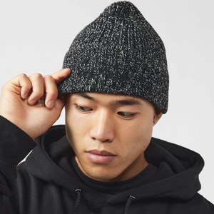 Nuevo sombrero de punto liso Color sólido suave mantener caliente invierno mujeres hombres al aire libre Casual gorras gorros - Product Image 1