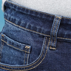 Shorts pour jeunes hommes été décontracté couleur unie Denim Shorts taille moyenne lavage foncé tissé Jeans avec jambe roulée motif chaud - Product Image 4