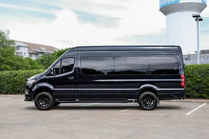 Caravana/autocaravana Euro 6 para viajes por carretera con aire acondicionado de cabina premium, diseño ligero e inteligente, en oferta. - Product Image 3