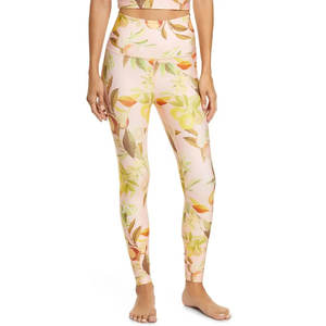 Legging de gymnastique pour femmes, léger, au design unique, respectueux de l'environnement, toutes saisons, Offre Spéciale Legging de sublimation pour femmes de qualité supérieure - Product Image 2