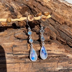 Boucles d'oreilles pendantes en pierre de lune véritable, argent sterling 925, longues, faites à la main, bijoux uniques et tendance, cadeau pour femmes et hommes - Product Image 2