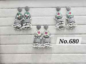 Boucles d'oreilles Jhumka personnalisées, style décontracté rétro, boucles d'oreilles circulaires, boucles d'oreilles en forme de cloche, boucles d'oreilles Jhumki traditionnelles de style indien, vente en gros - Product Image 2