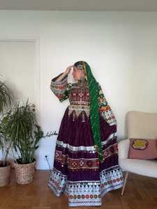 ชุดเดรสแบบดั้งเดิมของผู้หญิงผ้าลูกไม้ลายดอกไม้ระบายอากาศได้ดีปรับแต่งขนาดสีได้ตามต้องการ - Product Image 6