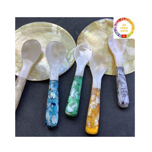 Cuchara de nácar hecha a mano de alta calidad, perfecta para caviar de comedor fino y restaurantes de lujo, pedido a granel disponible - Product Image 1