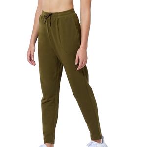 Pantalones deportivos de mujer con logotipo personalizado, cómodos, de secado rápido, ligeros, de forro polar, para correr y hacer ejercicio. - Product Image 3